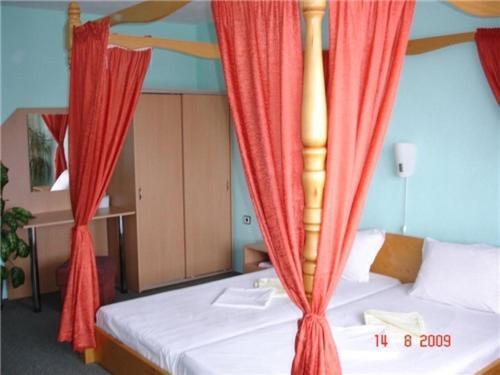Family Hotel Natalis Hisarya Phòng bức ảnh
